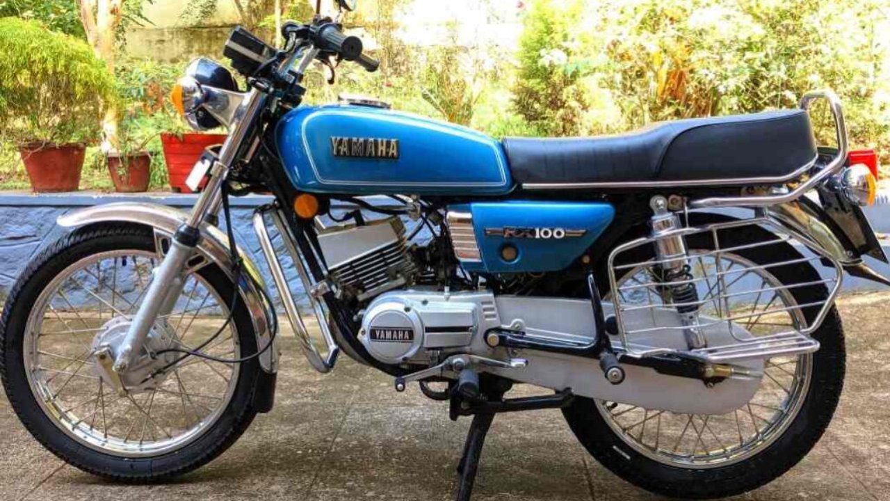 Yamaha RX100 bike 90kmpl mileage and a powerful engine
